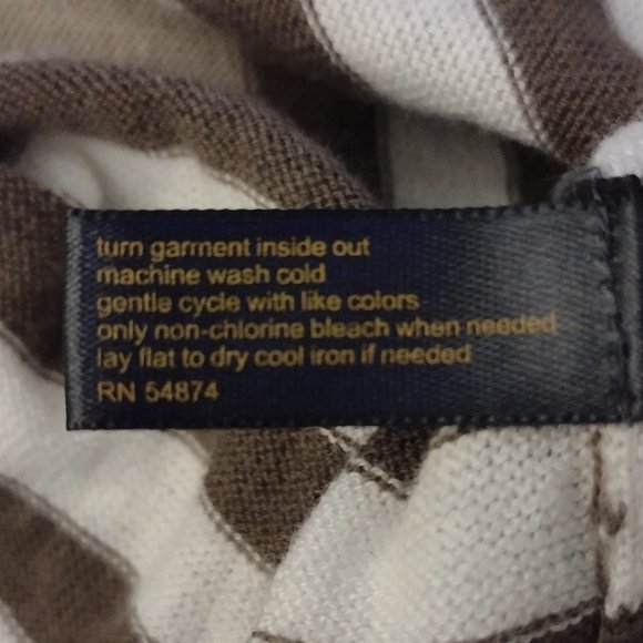 Outback Red Sweater - Picture 4 of 5